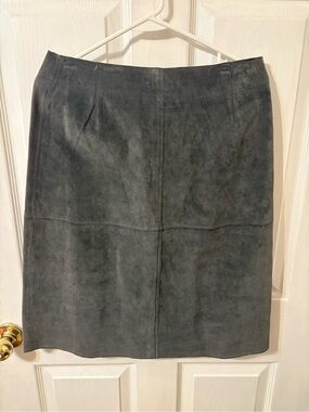 Issac Mizrahi Gray Suede A-Line Women's Skirt